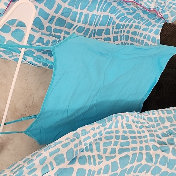 ๐ฉต VICTORIA'S SECRET Flannel Light Blue ANIMAL Pajama Set ๐ฉต - Picture 3 of 13